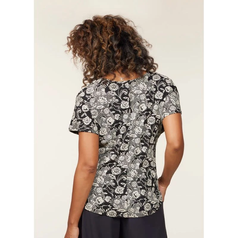 EQL Women's Allure Ecovero Short Sleeve Top - Black Eq Lace 4 EQL Women's Allure Ecovero Short Sleeve Top - Black Eq Lace - Image 4