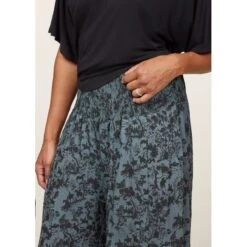 EQL Women's Soft Sweep Wide Leg Print Pant - Bluegrass Countryside -Equestrian Riding Clothing 645403 800 800